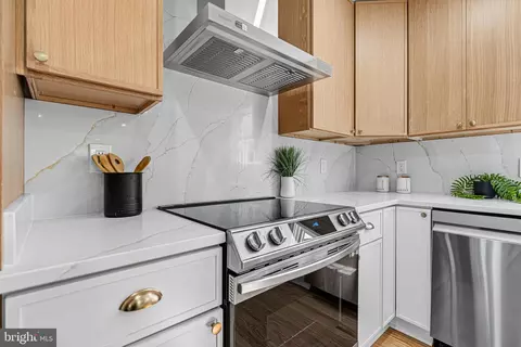 803 Stoneleigh Rd, Baltimore, MD 21212 photo 20