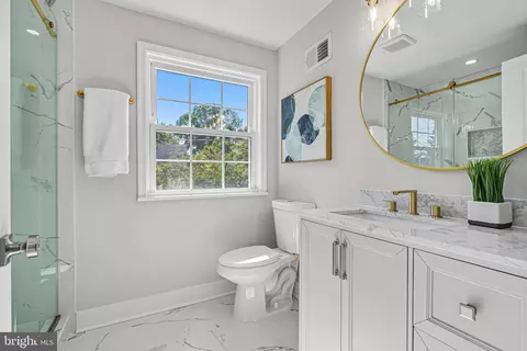 803 Stoneleigh Rd, Baltimore, MD 21212 photo 38