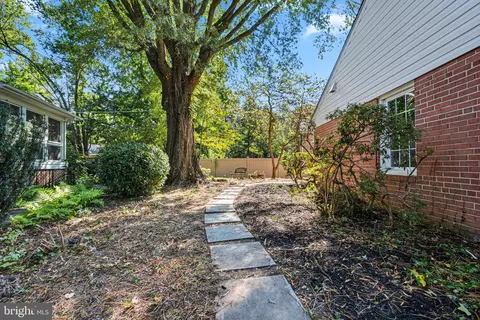 803 Stoneleigh Rd, Baltimore, MD 21212 photo 52