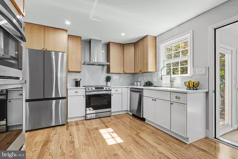 803 Stoneleigh Rd, Baltimore, MD 21212 photo 16