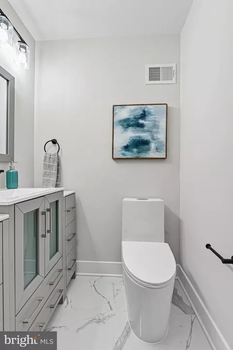 803 Stoneleigh Rd, Baltimore, MD 21212 photo 28