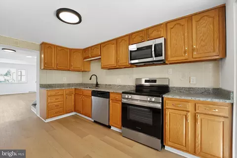 1008 Fuselage Ave, Middle River, MD 21220 photo 10