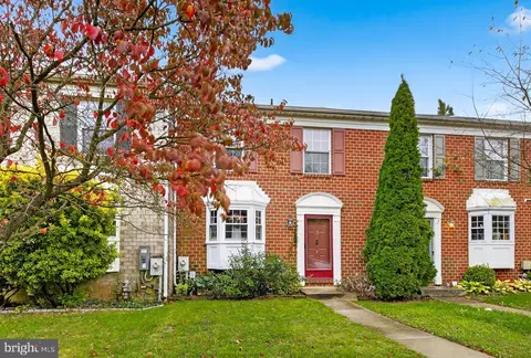 25 Longmont Ct, Cockeysville, MD 21030