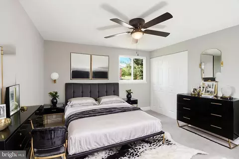 Bedroom - 5006 Shelbourne Rd, Halethorpe, MD 21227 photo 9 of 11