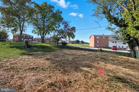 Exterior - 5006 Shelbourne Rd, Halethorpe, MD 21227 photo 2 of 4