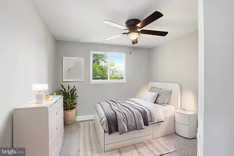 Bedroom - 5006 Shelbourne Rd, Halethorpe, MD 21227 photo 2 of 11
