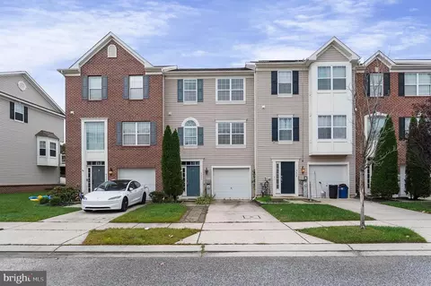 8426 Stansbury Lake Dr, Baltimore, MD 21222