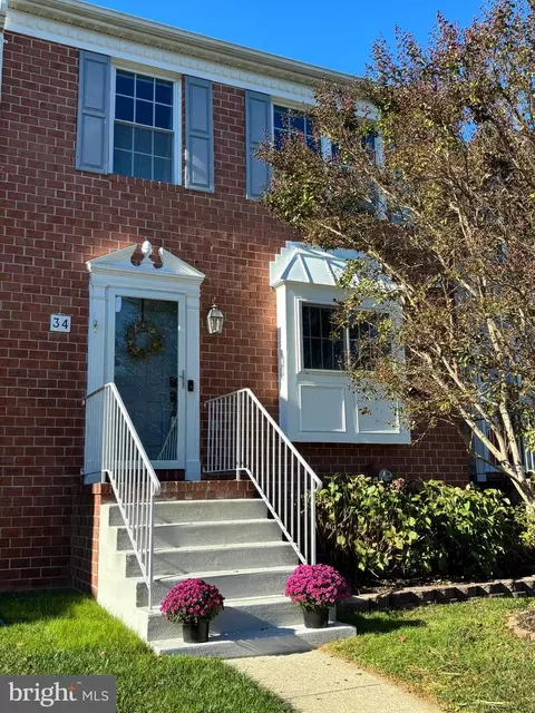 34 Open Gate Ct, Nottingham, MD 21236 photo 2