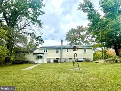 Exterior - 4817 E Joppa Rd, Perry Hall, MD 21128 photo 2 of 5