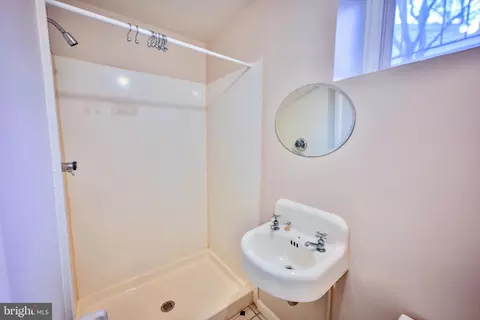 207 Murdock Rd, Baltimore, MD 21212 photo 37