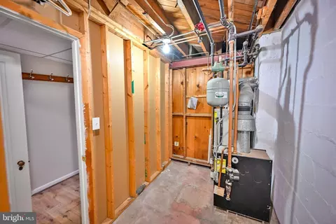 207 Murdock Rd, Baltimore, MD 21212 photo 40