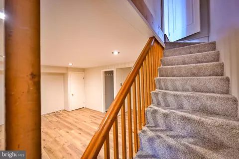 207 Murdock Rd, Baltimore, MD 21212 photo 31