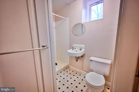 207 Murdock Rd, Baltimore, MD 21212 photo 36