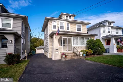 1416 Sulphur Spring Rd, Halethorpe, MD 21227