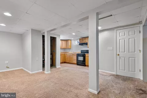 Entry Way - 1260 June Rd, Halethorpe, MD 21227 photo 5 of 5