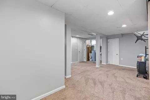 Entry Way - 1260 June Rd, Halethorpe, MD 21227 photo 4 of 5