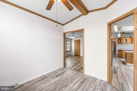 3204 Jonquil Ln, Middle River, MD 21220 photo 13