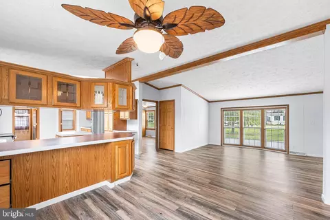 3204 Jonquil Ln, Middle River, MD 21220 photo 8