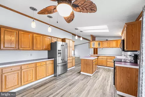3204 Jonquil Ln, Middle River, MD 21220 photo 10