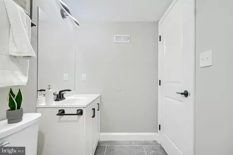 Bath - 3728 Dance Mill Rd, Phoenix, MD 21131 photo 7 of 7