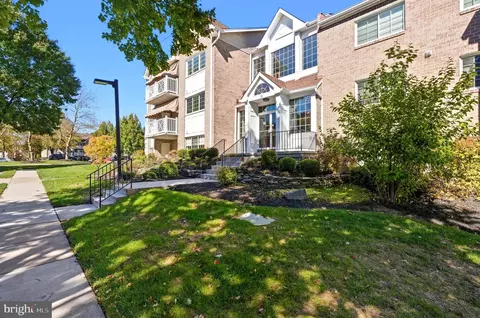 10 Bandon Ct #302, Lutherville Timonium, MD 21093