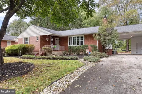 1022 Roxleigh Rd, Towson, MD 21286