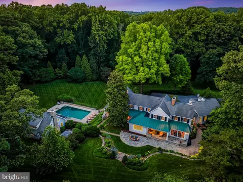 333 Golf Course Rd, Owings Mills, MD 21117