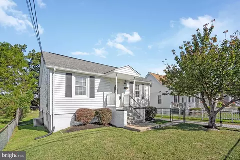 2114 Oakland Rd, Middle River, MD 21220