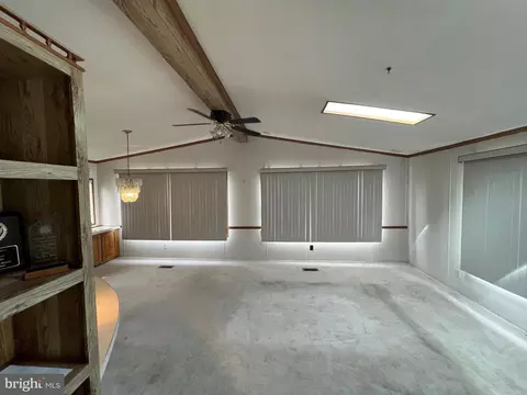 111 Lariat Rd, Middle River, MD 21220 photo 8