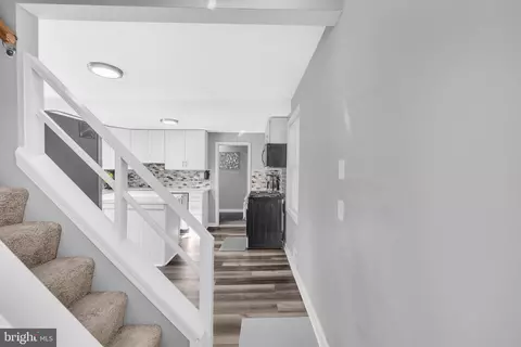 Entry Way - 173 Baltimore Ave, Halethorpe, MD 21227 photo 5 of 12