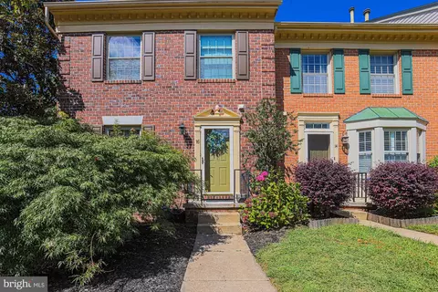 16 Meadow Run Ct, Sparks Glencoe, MD 21152