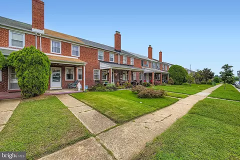 7230 Conley St, Baltimore, MD 21224 photo 3