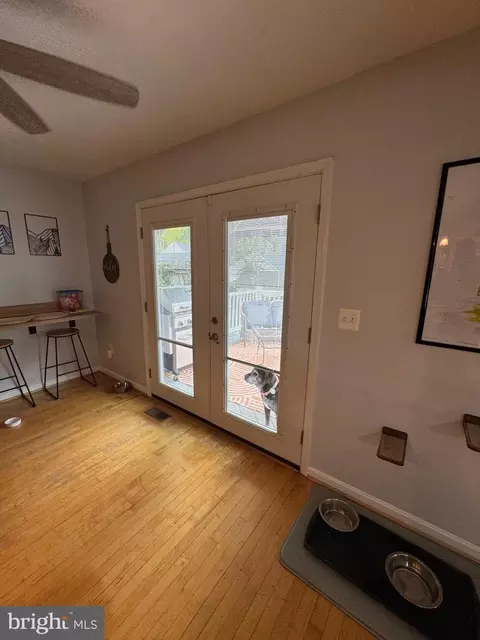 Entry Way - 7403 Linwood Ave, Sparrows Point, MD 21219 photo 2 of 5