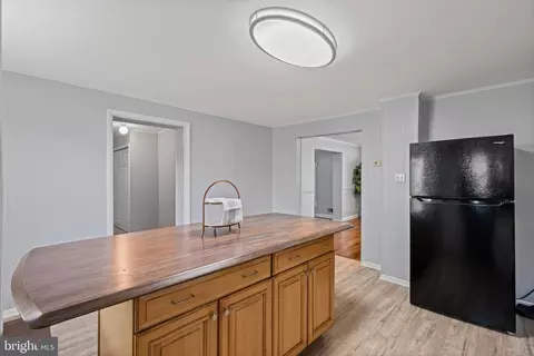 301 3rd St, Baltimore, MD 21206 photo 14