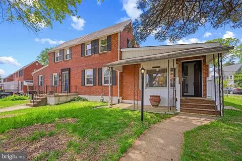 301 3rd St, Baltimore, MD 21206 photo 4