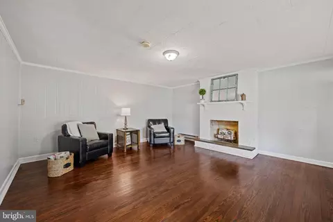 301 3rd St, Baltimore, MD 21206 photo 6