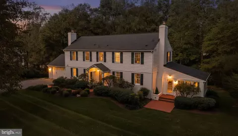 734 Chapel Rdg, Lutherville Timonium, MD 21093