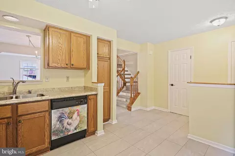 15 Cedarcone, Nottingham, MD 21236 photo 5