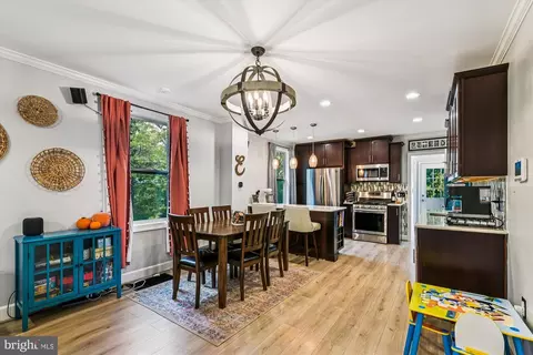 Dining - 5701 1st Ave, Halethorpe, MD 21227 photo 1 of 1
