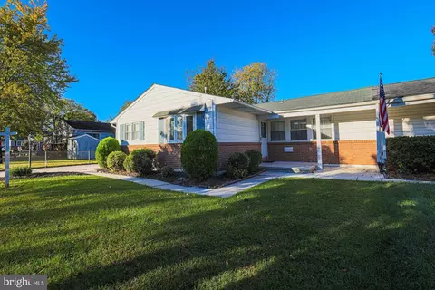 8602 David Ave, Parkville, MD 21234