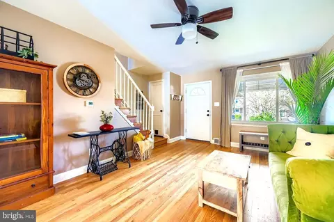 Entry Way - 6841 Duluth Ave, Dundalk, MD 21222 photo 1 of 4