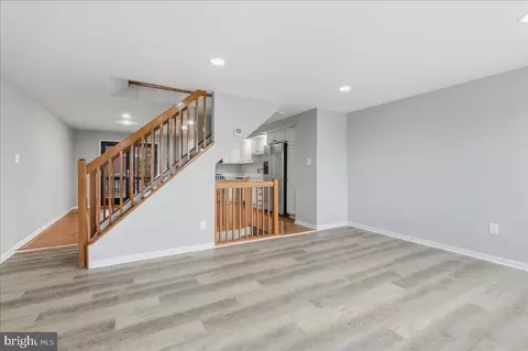 Living - 1145 Circle Dr, Halethorpe, MD 21227 photo 2 of 3
