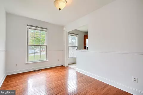 Living - 3500 Moultree, Nottingham, MD 21236 photo 4 of 4