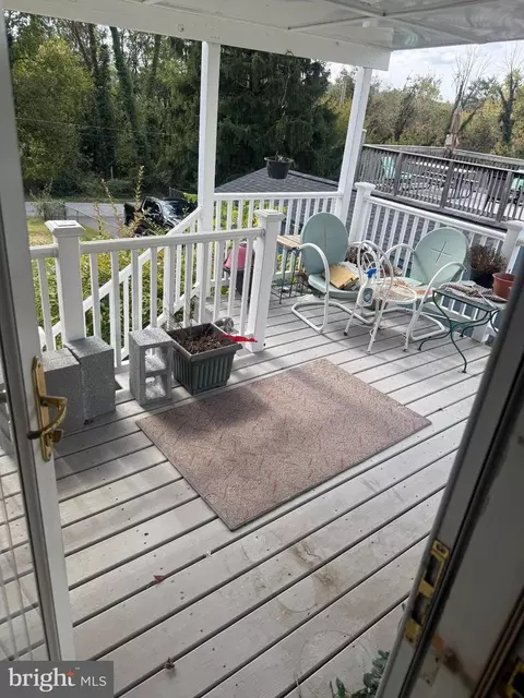 111 Ridge Ave, Halethorpe, MD 21227 photo 5