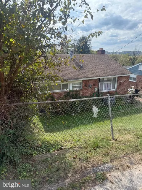 111 Ridge Ave, Halethorpe, MD 21227 photo 10