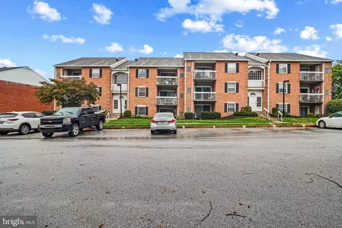 4 Ballycruy #101, Lutherville Timonium, MD 21093
