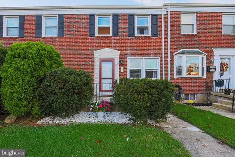 8739 Cimarron Cir, Parkville, MD 21234