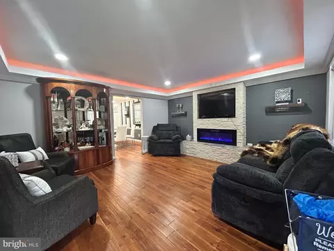 1907 Burnwood, Baltimore, MD 21239