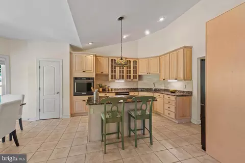 2202 River Bend Ct, White Hall, MD 21161 photo 10