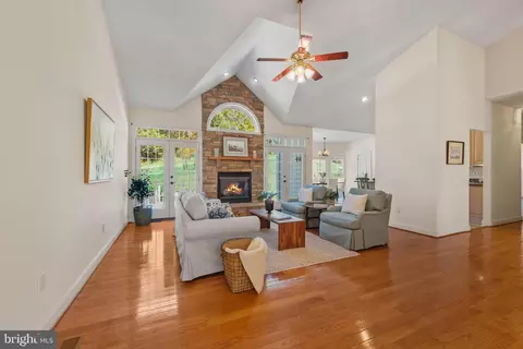 2202 River Bend Ct, White Hall, MD 21161 photo 4
